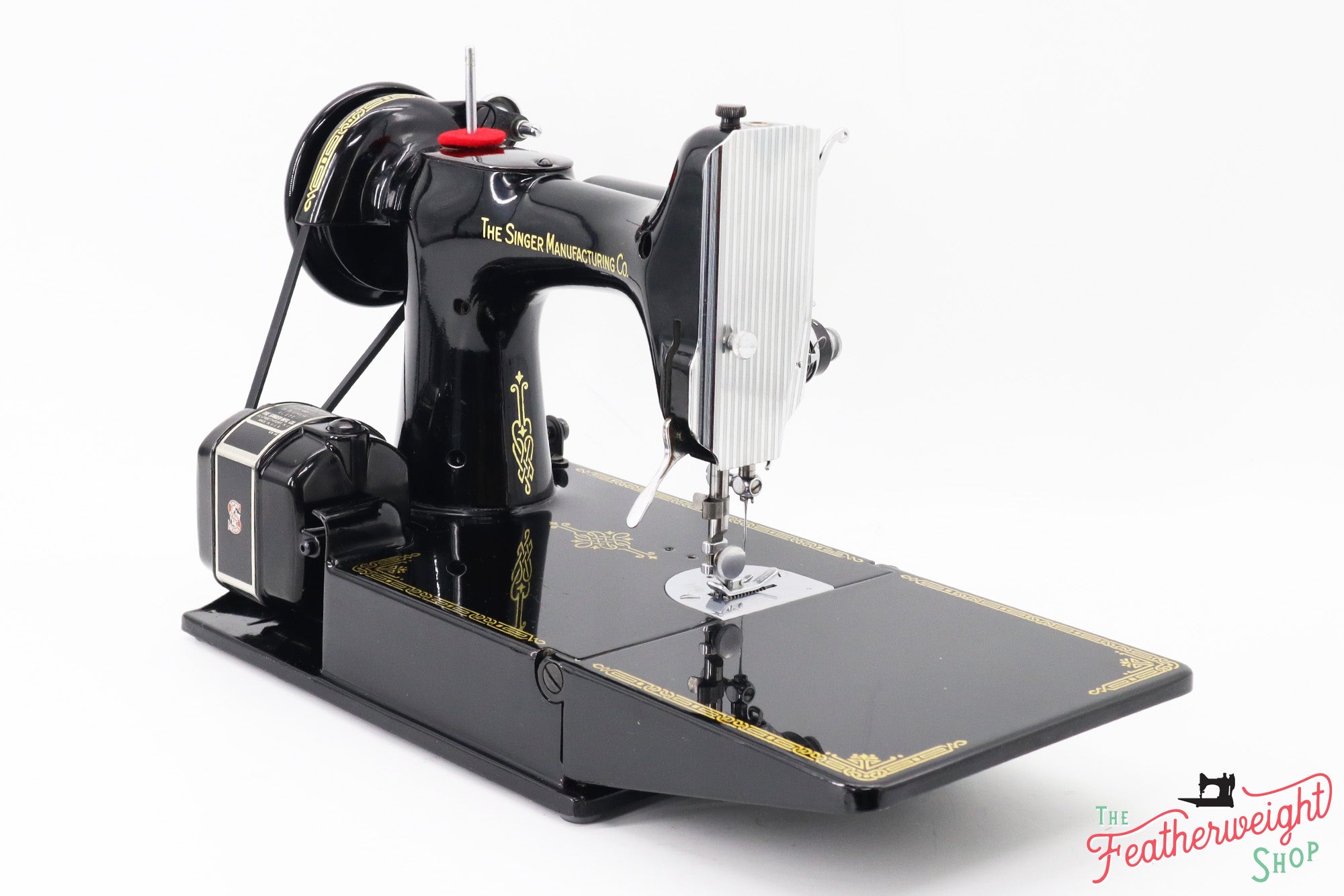 Singer Featherweight 221 Sewing Machine - AL560*** - 1953