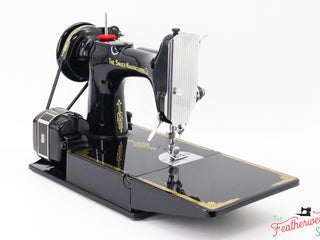 Load image into Gallery viewer, Singer Featherweight 221 Sewing Machine - AL560*** - 1953