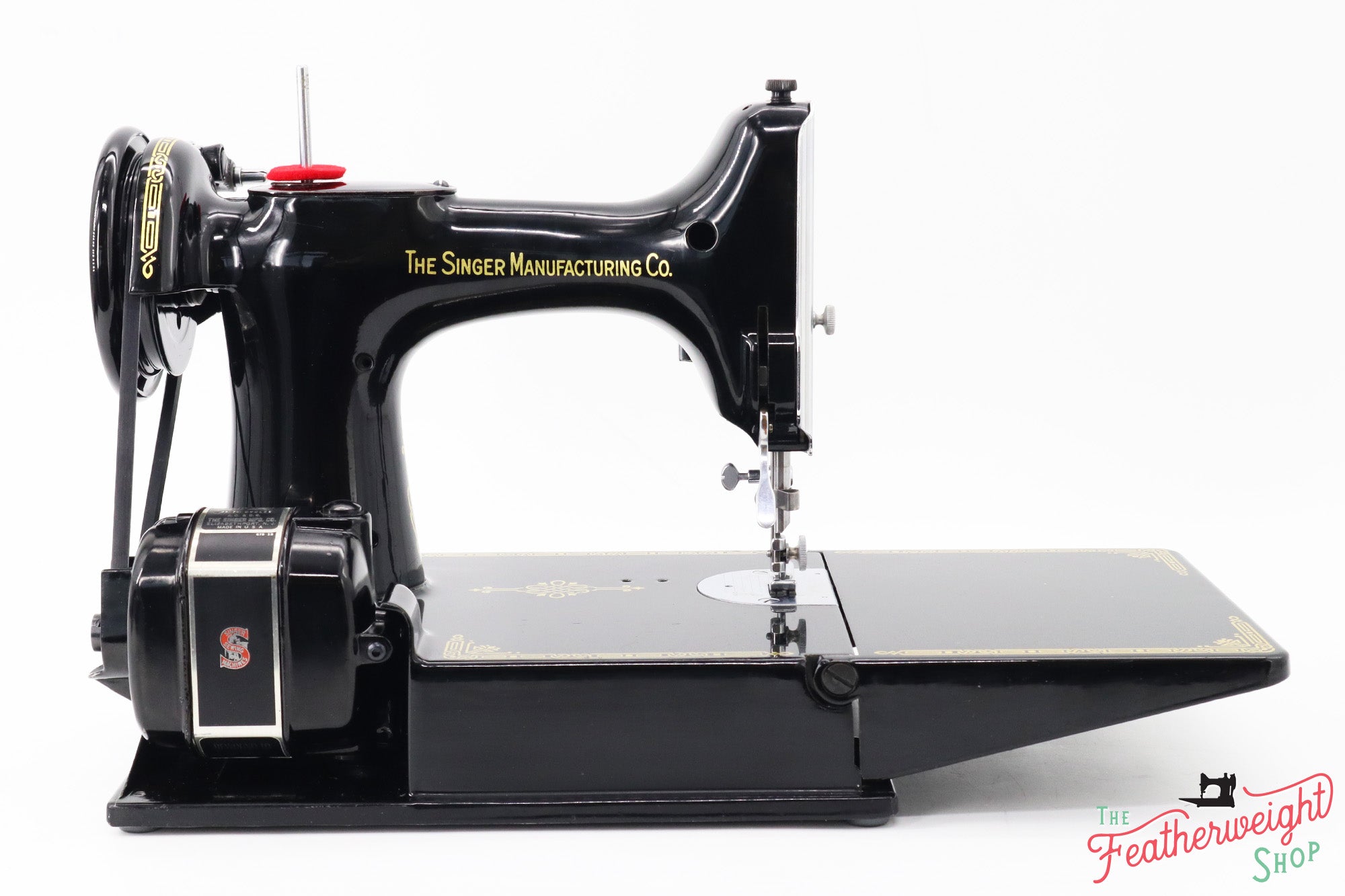 Singer Featherweight 221 Sewing Machine - AL560*** - 1953