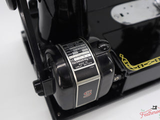 Load image into Gallery viewer, Singer Featherweight 222K 1953 - EJ211*** #237th Made!