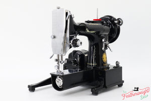 Singer Featherweight 222K Sewing Machine 1953 - EJ2689**