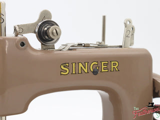 Load image into Gallery viewer, Singer Sewhandy Model 20 - Safari Brown - RARE, Complete Set