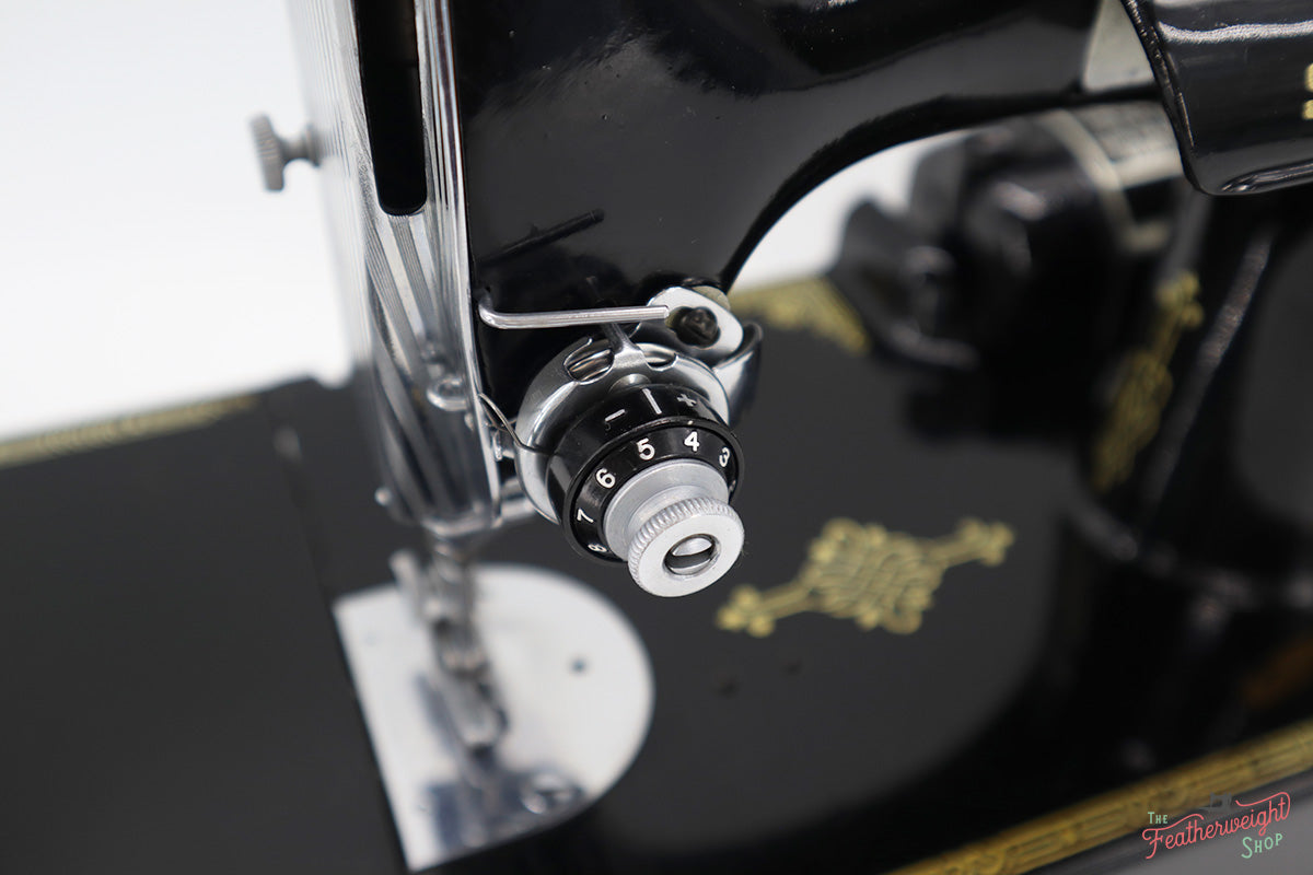 Singer Featherweight 221 Sewing Machine, AJ118***