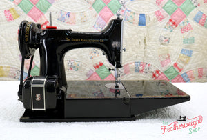 Singer Featherweight 221 Sewing Machine, AM656***