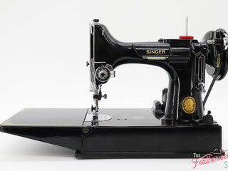 Load image into Gallery viewer, Singer Featherweight 221 Sewing Machine, AL406***