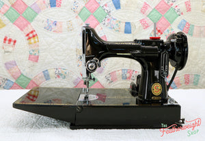 Singer Featherweight 221 Sewing Machine, RED "S" ES242***