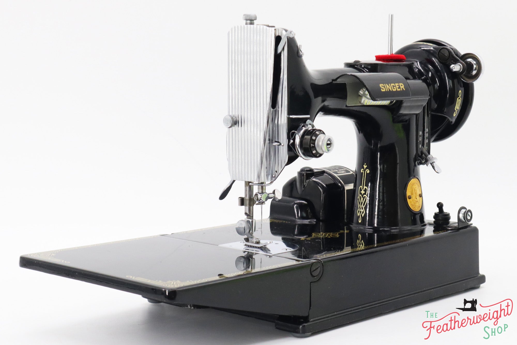 Singer Featherweight 221 Sewing Machine, AH666***