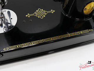 Load image into Gallery viewer, Singer Featherweight 221 Sewing Machine, AJ1369**