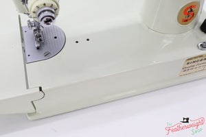 Singer Featherweight 221 Sewing Machine, WHITE FA206***