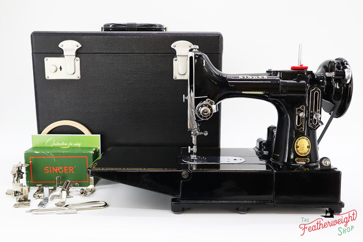 Singer Featherweight 222K Sewing Machine EK6346**