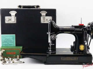 Load image into Gallery viewer, Singer Featherweight 221K Sewing Machine, EH373***