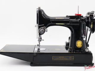 Load image into Gallery viewer, Singer Featherweight 221K Sewing Machine, EH373***