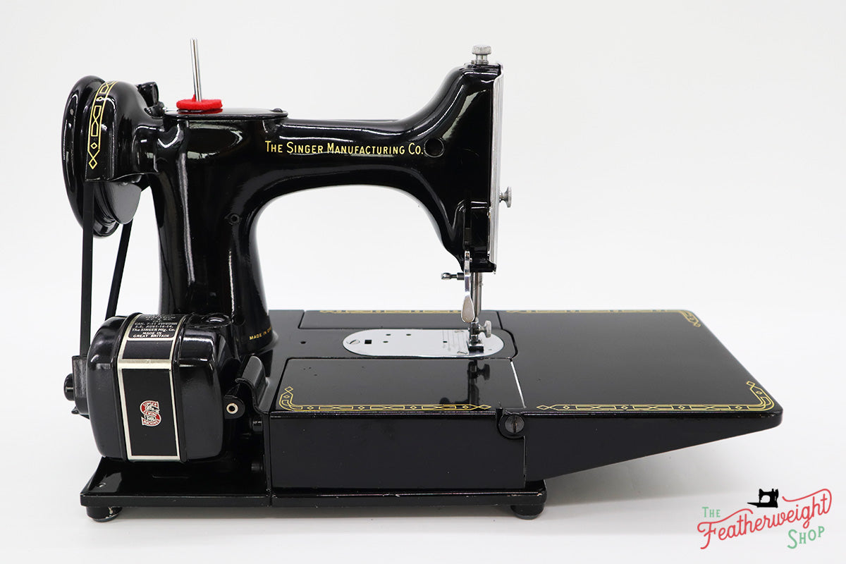 Singer Featherweight 222K Sewing Machine EK6346**