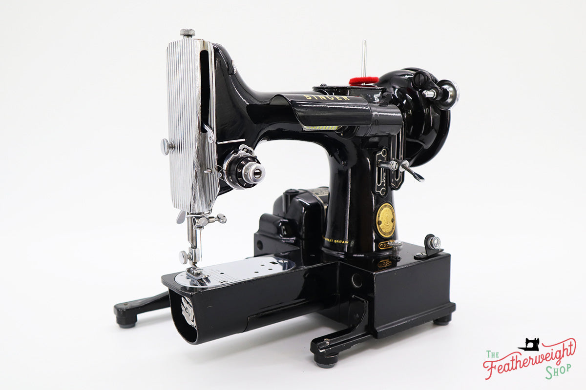 Singer Featherweight 222K Sewing Machine EK6346**