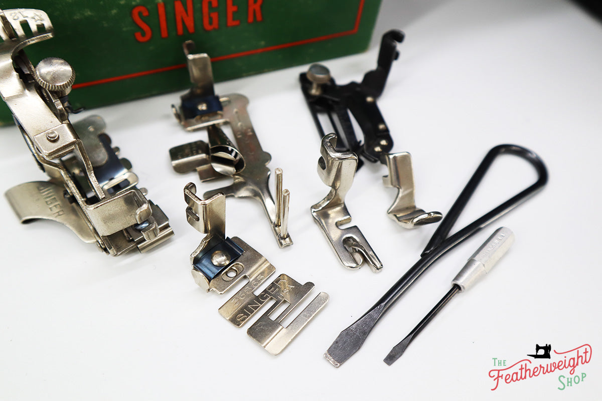 Singer Featherweight 221 1954 - AL912***