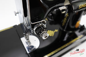 Singer Featherweight 221 Sewing Machine, AJ139***