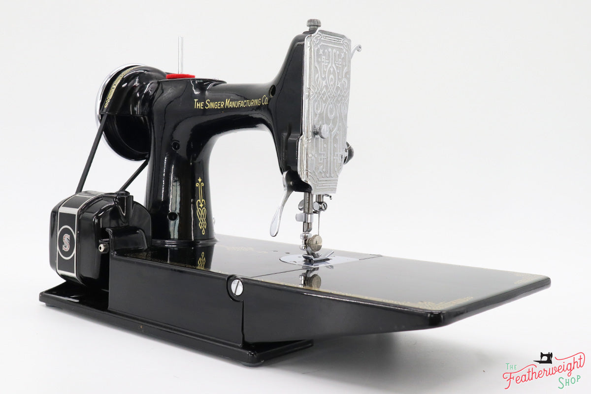 Singer Featherweight 221 Sewing Machine, AE787***