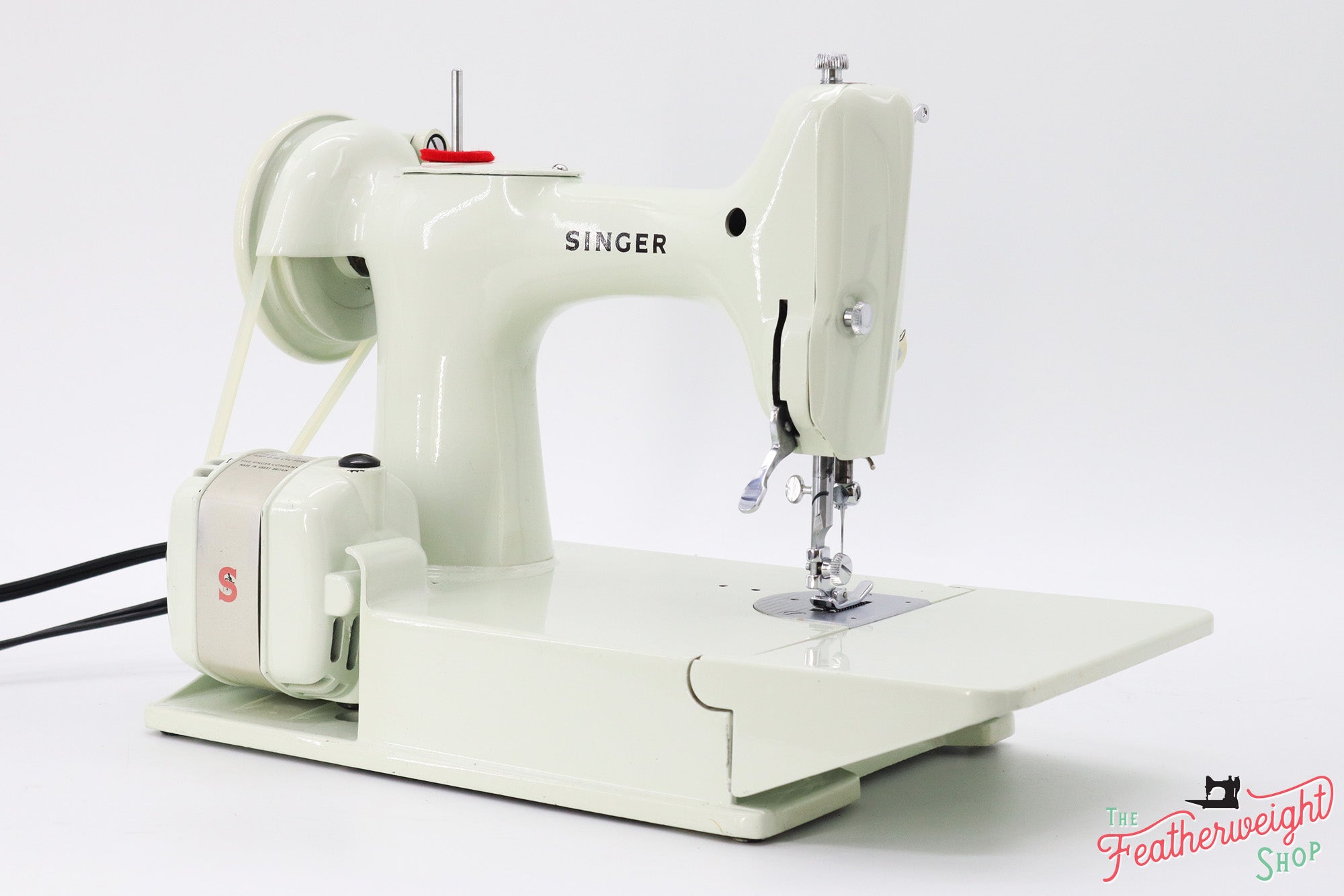 Singer Featherweight 221K7 Sewing Machine, WHITE FA101***