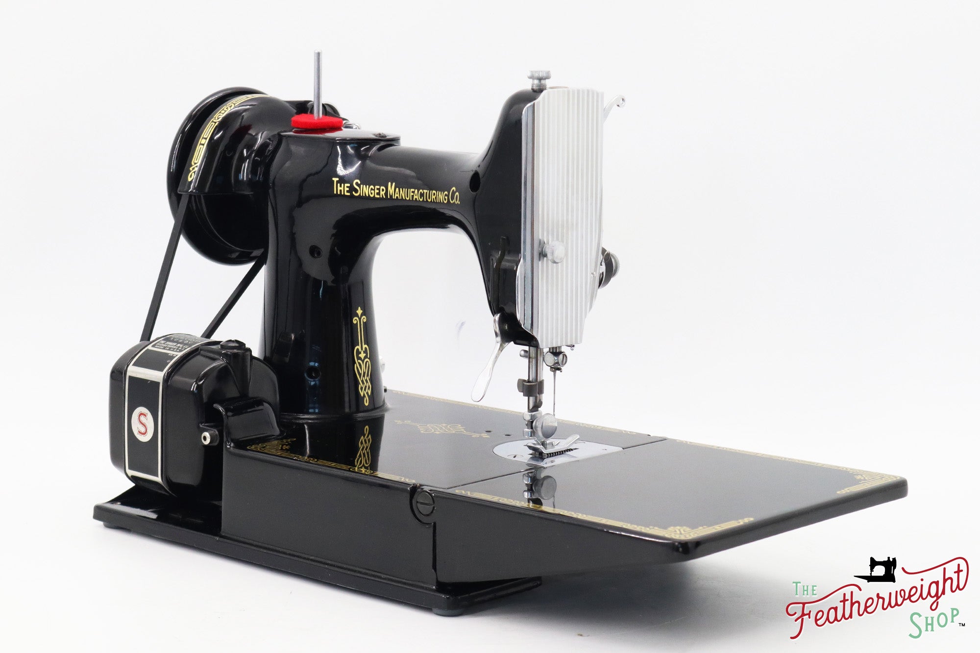 Singer Featherweight 221 Sewing Machine, Centennial: AK074***