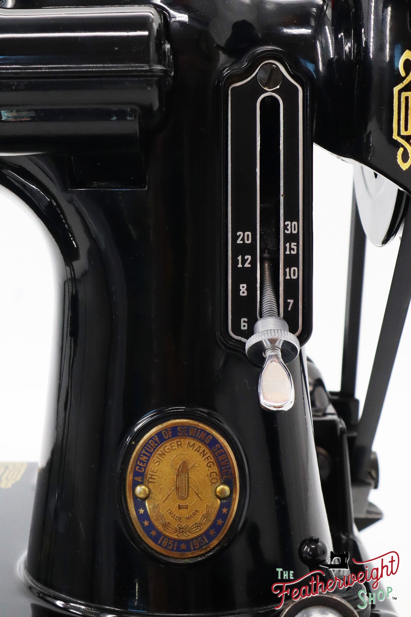 Singer Featherweight 221 Sewing Machine, Centennial: AK074