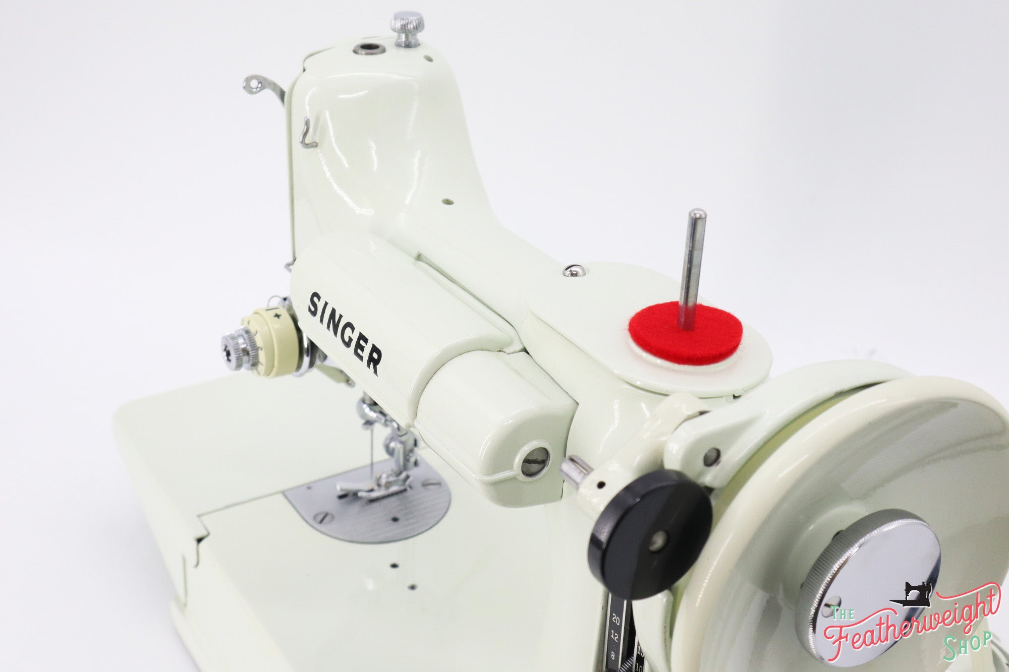 Singer Featherweight 221K7 Sewing Machine, WHITE FA101***