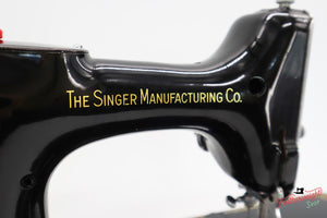 Singer Featherweight 221 Sewing Machine, 1936 AE300***