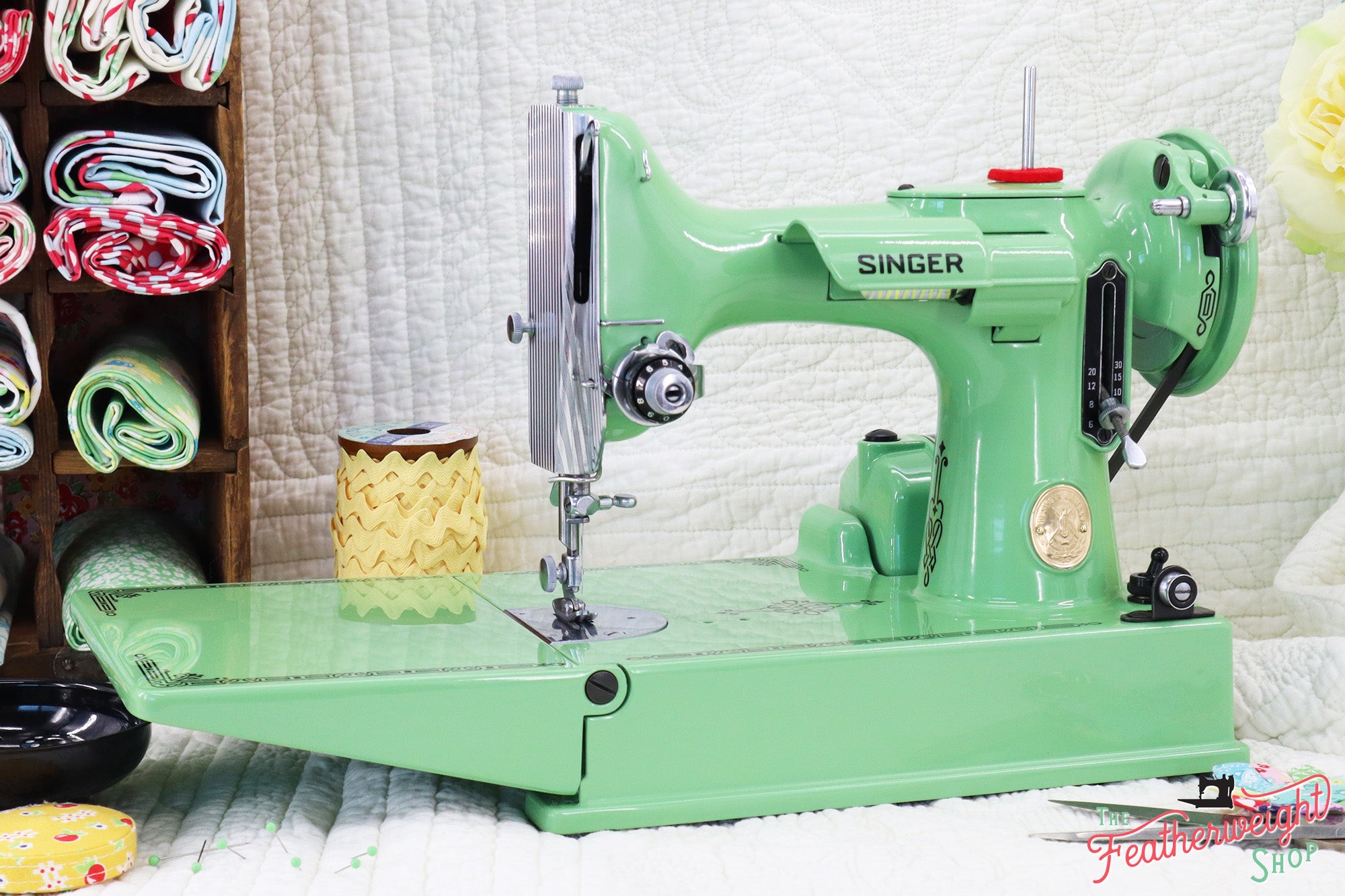 Singer Featherweight 221 Sewing machine, AH665*** - Fully Restored in Art Deco Green