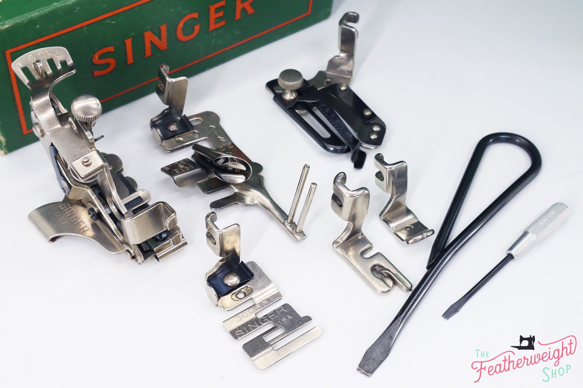 Singer Featherweight 221 Sewing machine, AH665*** - Fully Restored