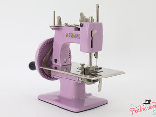 Load image into Gallery viewer, Singer Sewhandy Model 20 - Fully Restored in Wisteria