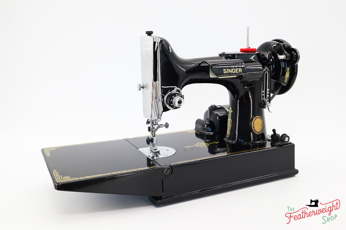 Singer Featherweight 221 Sewing Machine, Centennial: AK421***