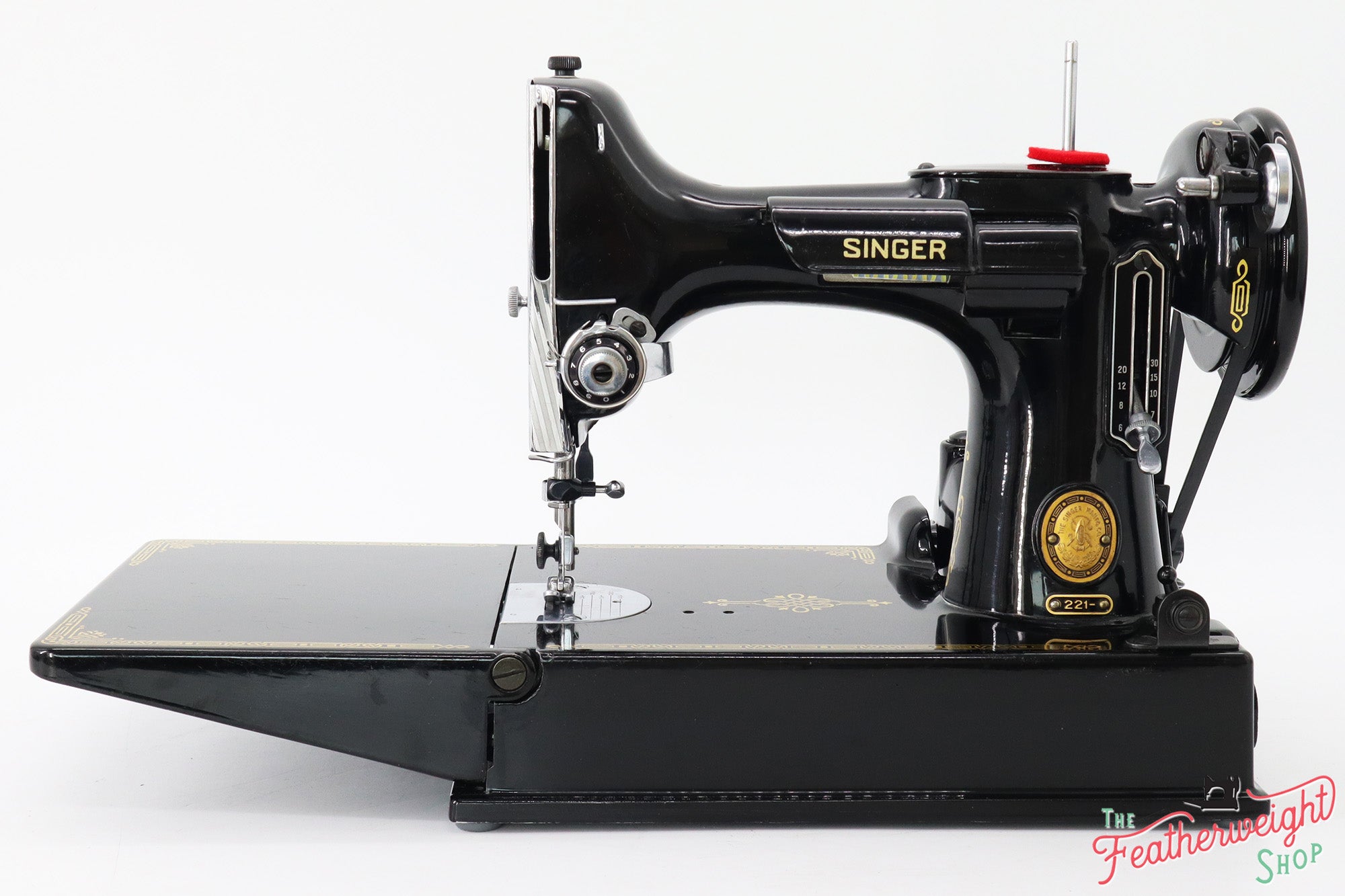 Singer Featherweight 221 Sewing Machine, AL437***