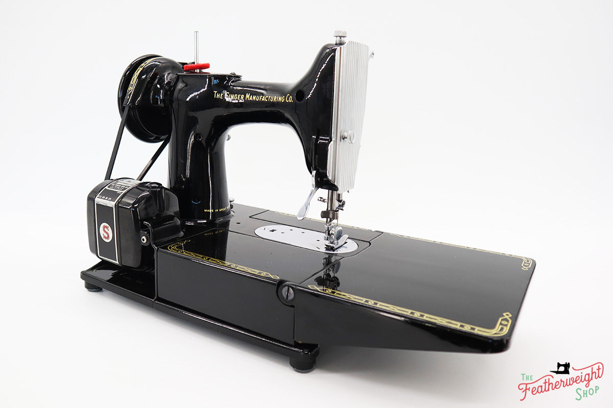 Singer Featherweight 222K Sewing Machine 1953 - EJ2260**