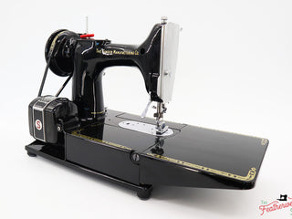 Load image into Gallery viewer, Singer Featherweight 222K Sewing Machine 1953 - EJ2260**