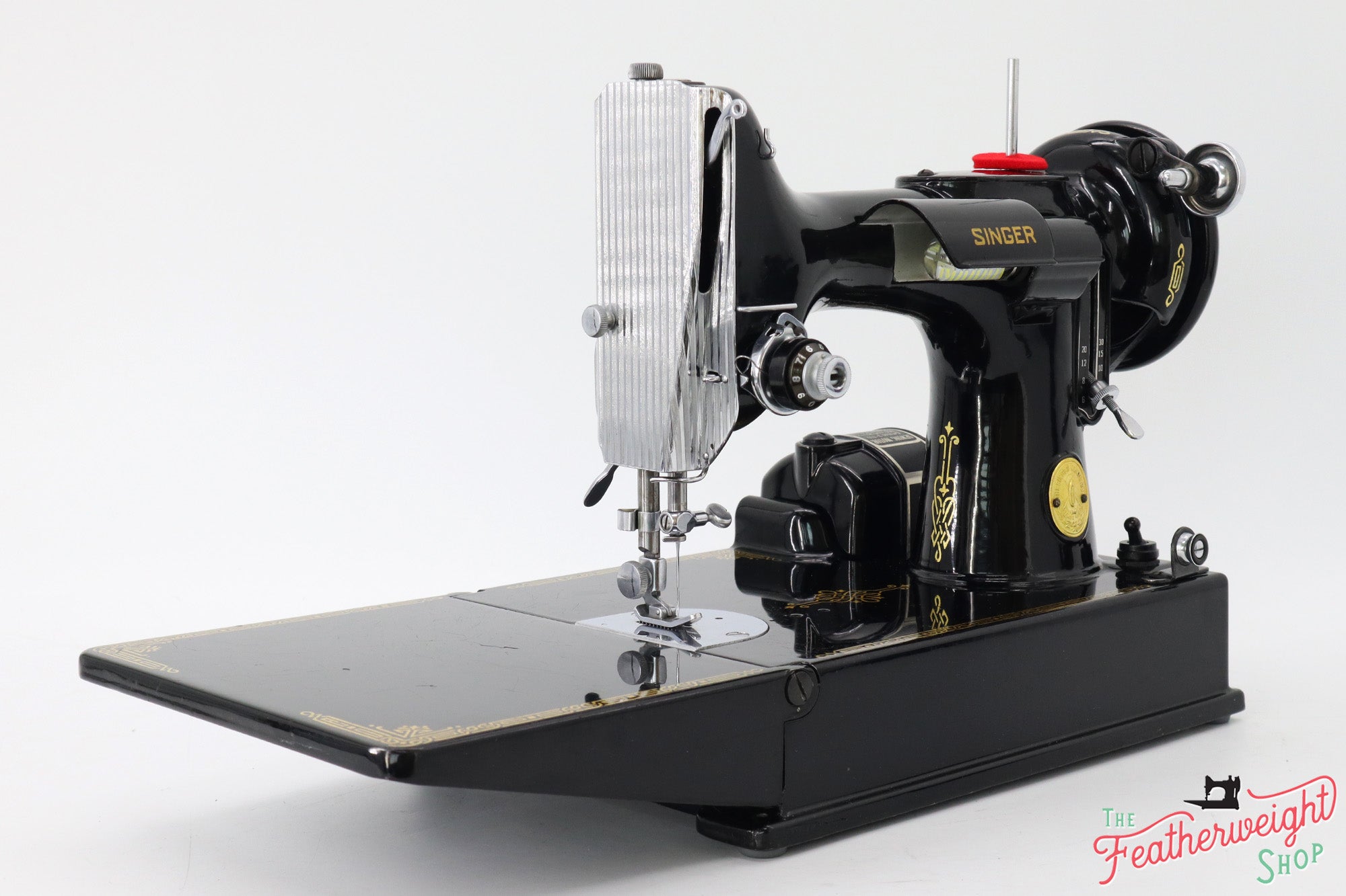 Singer Featherweight 221 Sewing Machine, AH322***