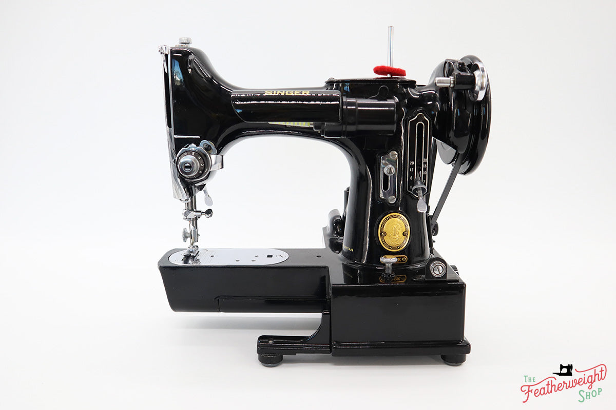 Singer Featherweight 222K Sewing Machine 1953 - EJ2260**