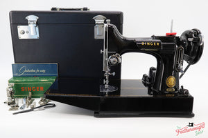 Singer Featherweight 221 Sewing Machine, AM155***
