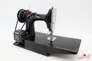 Singer Featherweight 221 Sewing Machine, AM155***
