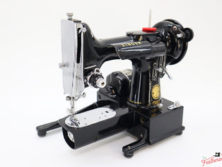 Load image into Gallery viewer, Singer Featherweight 222K Sewing Machine EM2350**