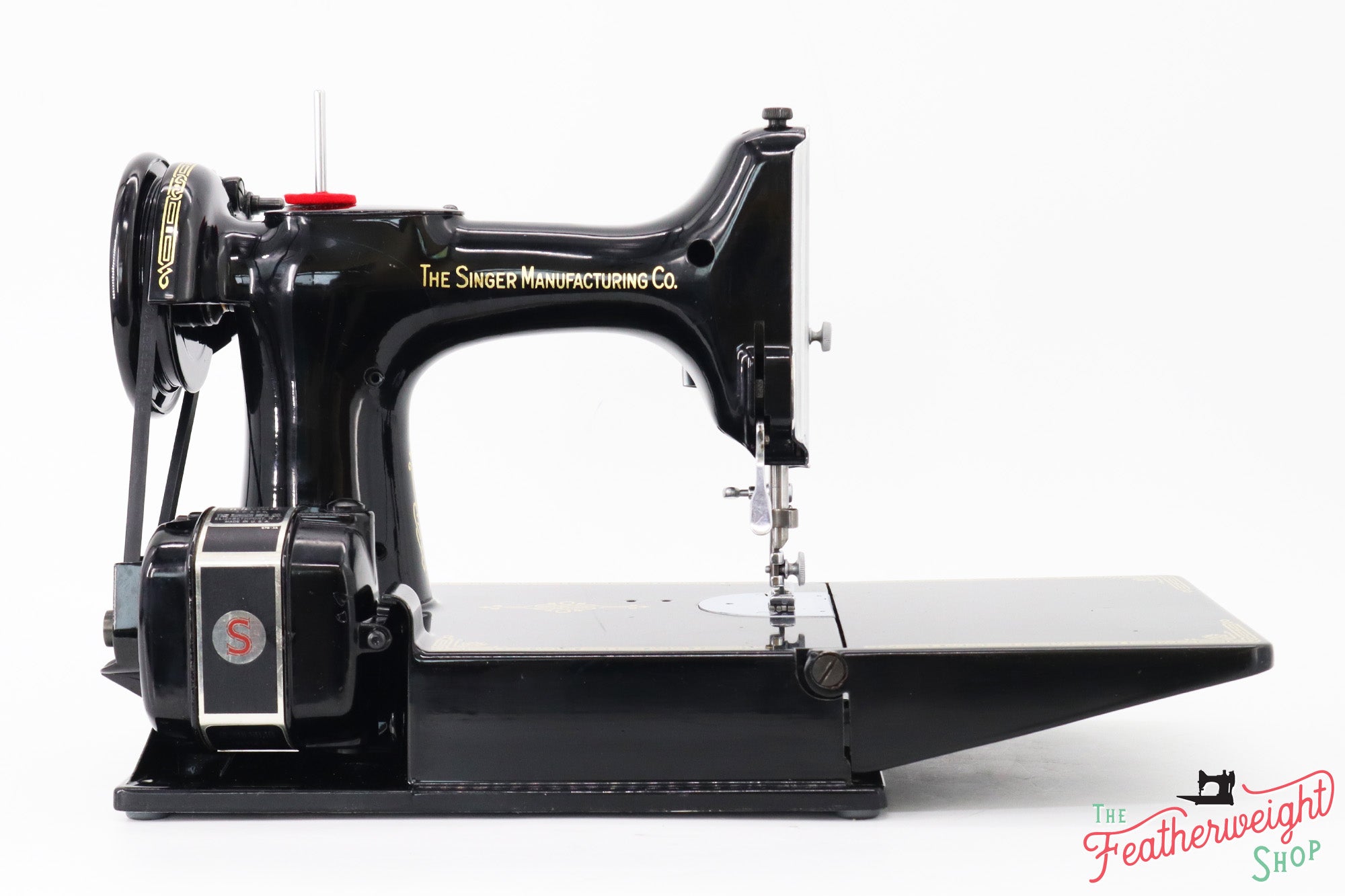 Singer Featherweight 221 Sewing Machine, Centennial: AK587***