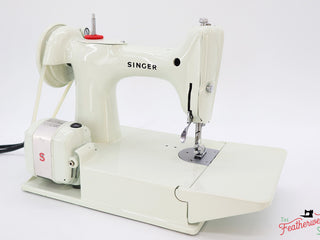 Load image into Gallery viewer, Singer Featherweight 221 Sewing Machine, WHITE EV969***