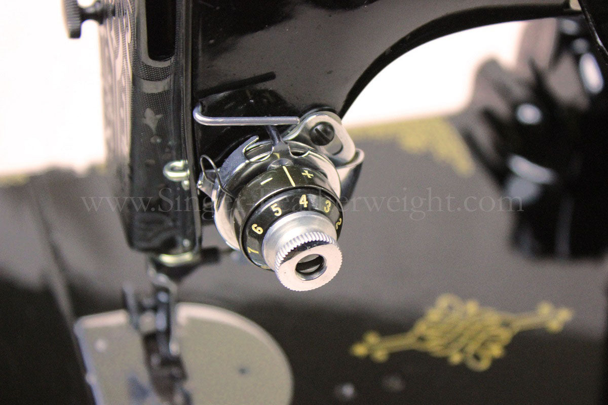 Singer Featherweight 221 Sewing Machine, Rare BLACKSIDE AG011***