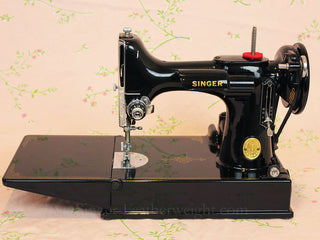 Load image into Gallery viewer, Singer Featherweight 221 Sewing Machine, AH114***