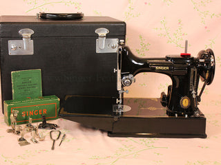 Load image into Gallery viewer, Singer Featherweight 221K Sewing Machine, Centennial EG706***
