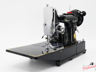 Load image into Gallery viewer, Singer Featherweight 222K 1957 - EM605***