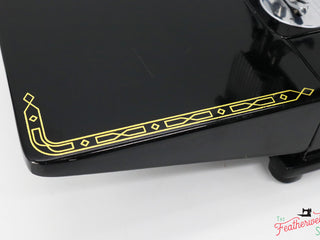 Load image into Gallery viewer, Singer Featherweight 222K 1957 - EM605***