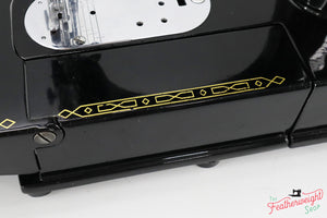 Singer Featherweight 222K 1957 - EM605***