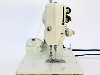 Load image into Gallery viewer, Singer Featherweight 221 Sewing Machine, WHITE EV986***