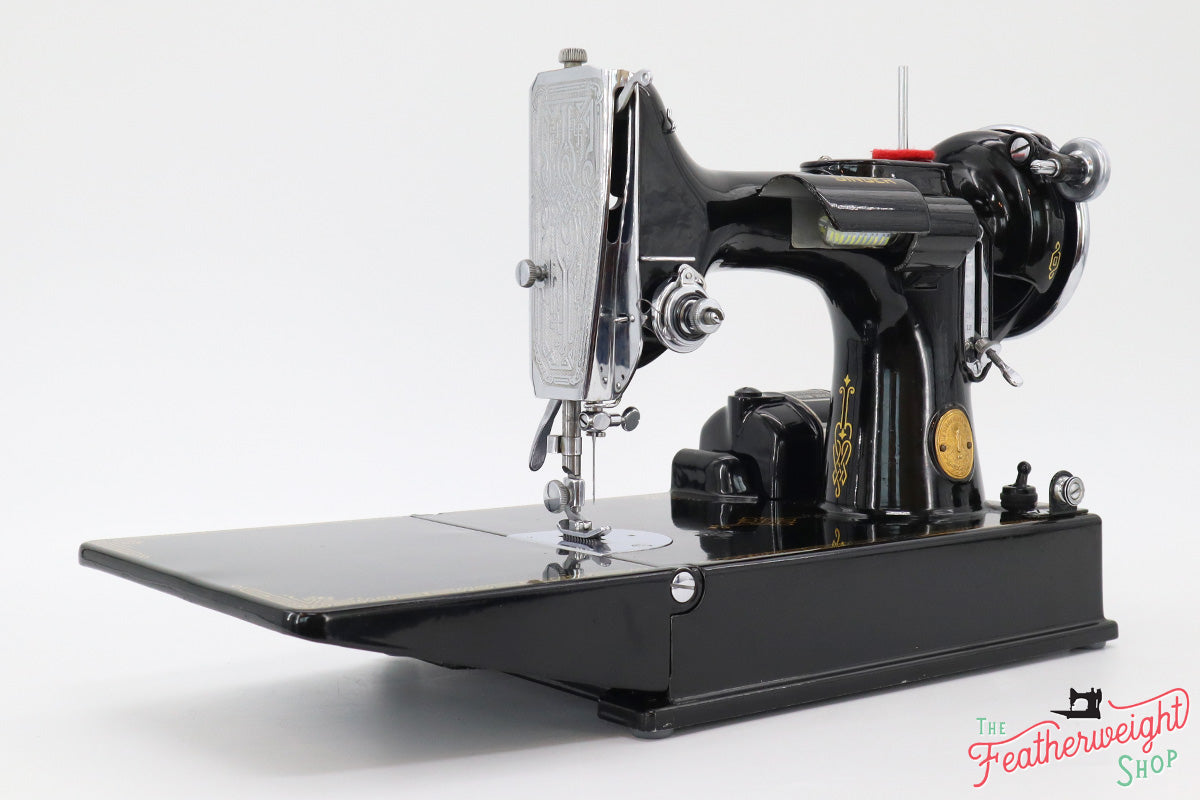 Singer Featherweight 221 Sewing Machine, AE217***