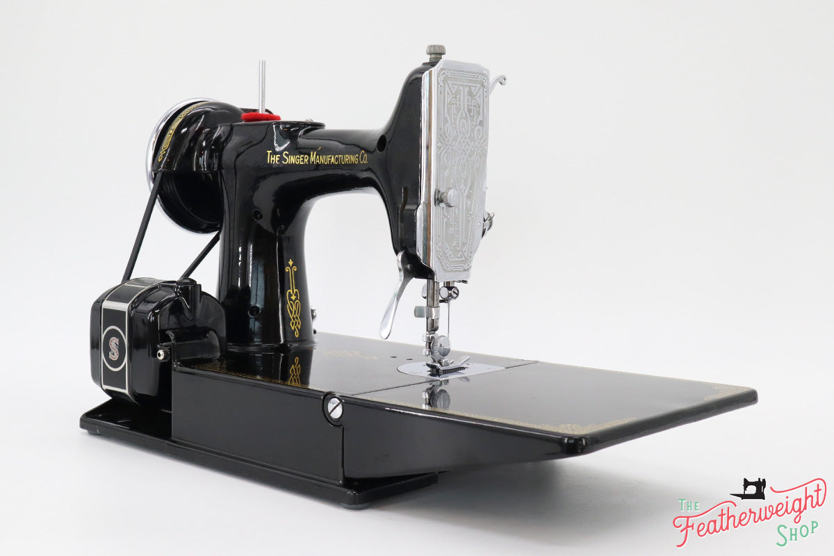 Singer Featherweight 221 Sewing Machine, AE217***