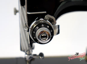 Singer Featherweight 221 Sewing Machine, AJ561***